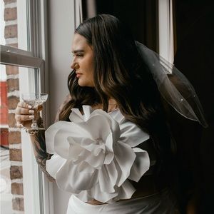 Meet your Posher, Brook